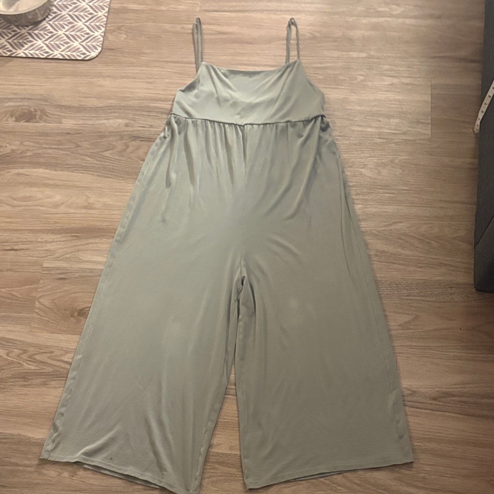 Wide-Leg Spaghetti-Strap Jumpsuit in Sage Green
